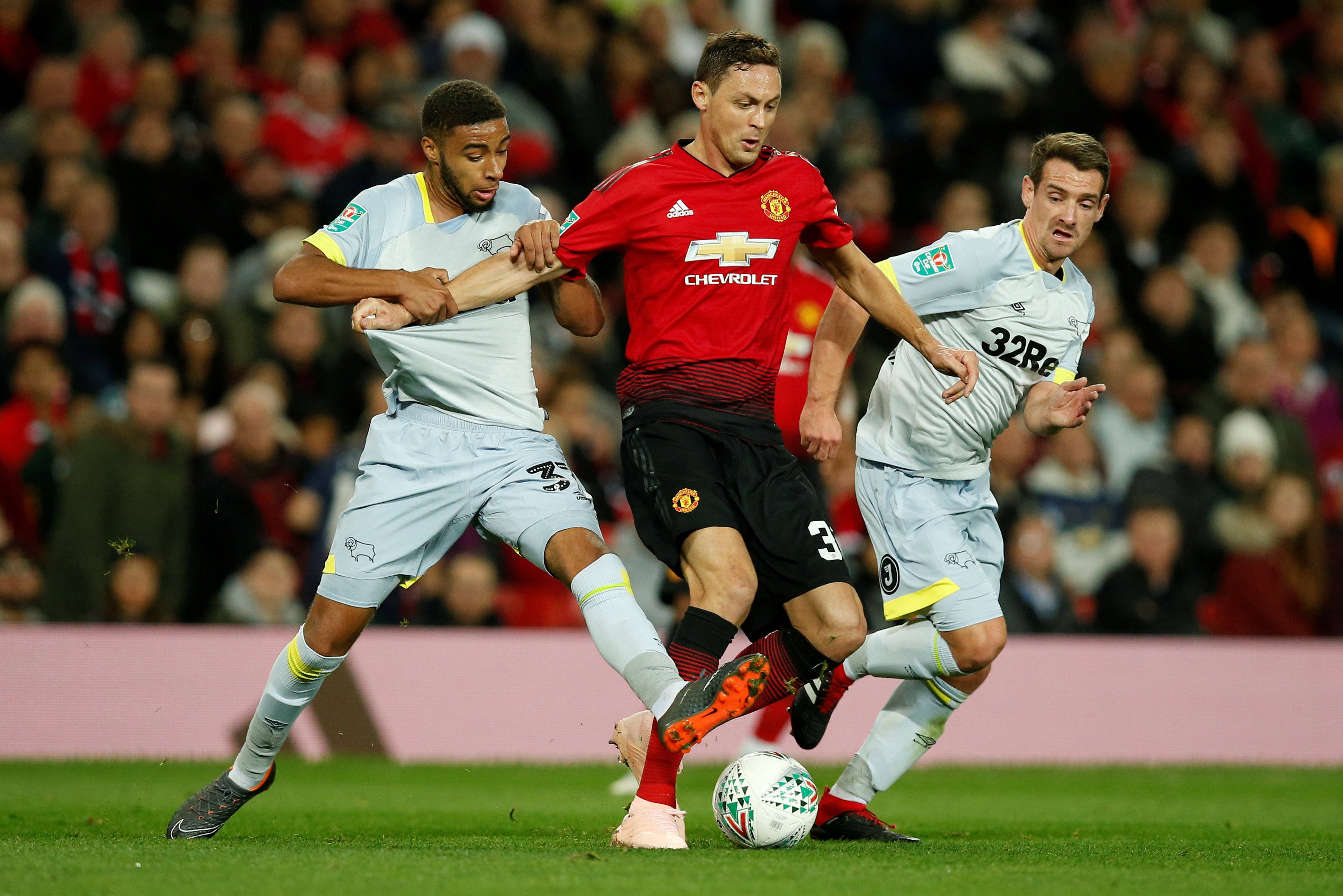 转折点！皇家马德里止住颓势，亚冠今晚攻防权衡，信心回归，训练强度明显提升(巴萨的比赛还用看醒来又是一场胜利)